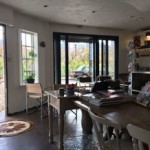 公園向かいの好ロケーション 居抜き 貸店舗！